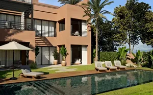Exterior thumbnail
