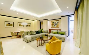 Interior thumbnail